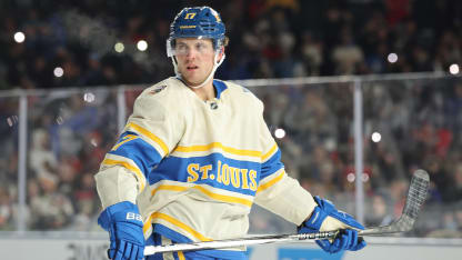 继续留在球 继续留在球